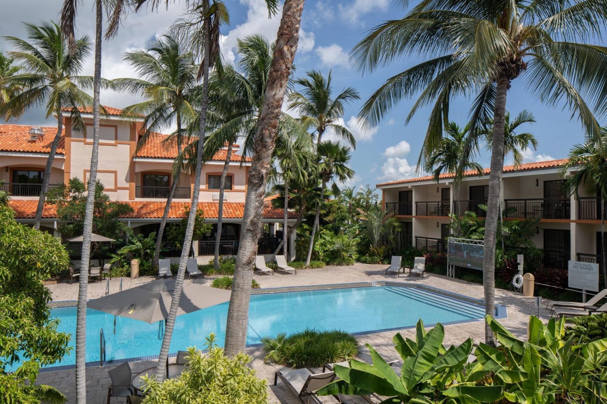 Courtyard By Marriott Key West Waterfront Hotel Ngoại thất bức ảnh